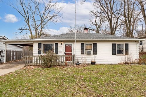 3865 Montgomery St, Hobart, IN 46342-1624