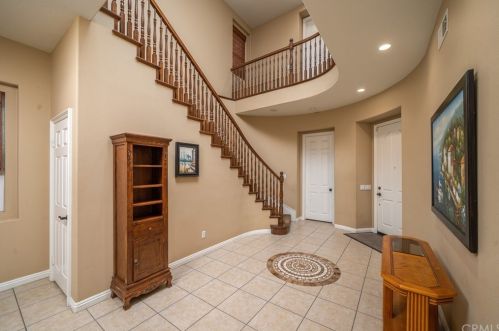 16849 Ridge Cliff Dr, Riverside CA  92503-0251 exterior