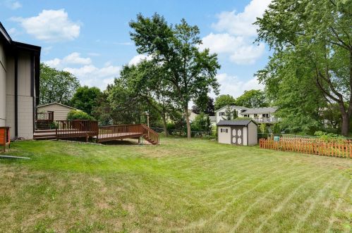 1417 Indian Oaks Trl, Saint Paul MN  55112-1963 exterior