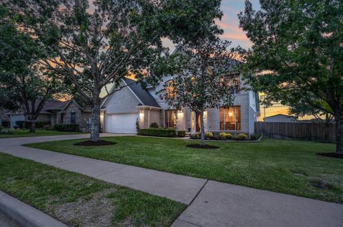 15920 Braesgate Dr, Austin TX  78717-4817 exterior