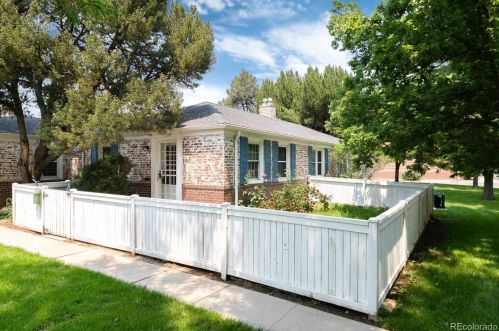 1267 Leyden St, Denver, CO 80220-2802