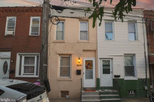 2849 Livingston St, Philadelphia, PA 19134-4720