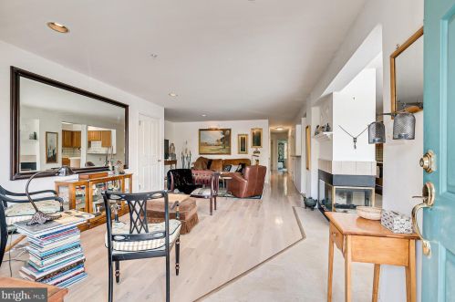 314 Brickhouse Rd, Princeton NJ  08540-7352 exterior