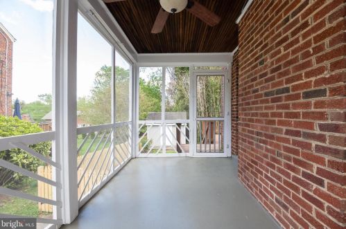 9503 Saybrook Ave, Silver Spring MD  20901-3034 exterior