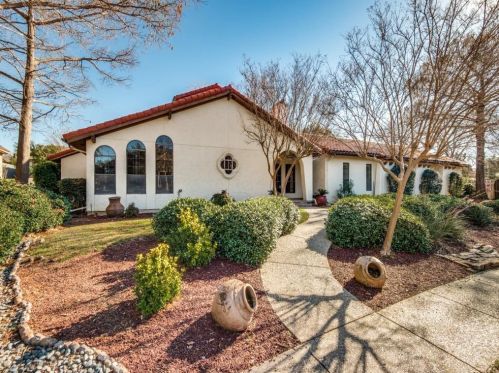 300 Hawn Ct, Irving, TX 75038-6271