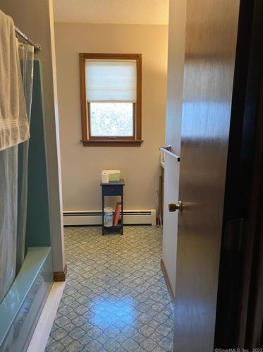 1890 Poquonock Ave, Windsor CT  06095-1234 exterior