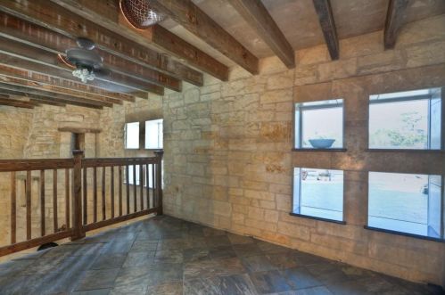 614 Pine Gully Rd, Taylor Lake Village TX  77586-1827 exterior