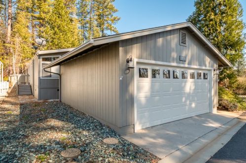 10026 Dalewood Way, Grass Valley, CA 95949-9145