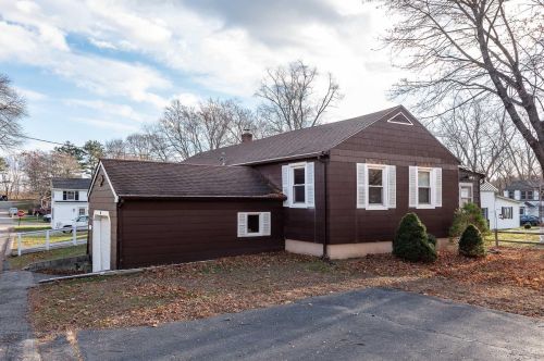 44 Woodworth Ave, Portsmouth, NH 03801-5317