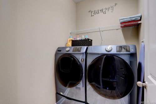 7275 Oak Hill Ct, Aurora CO 80018-1734 exterior