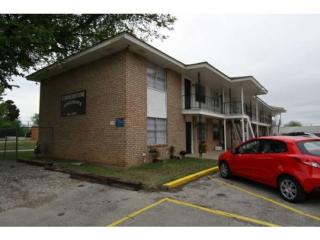 1831 College Ave, Tulsa OK  74110-2703 exterior