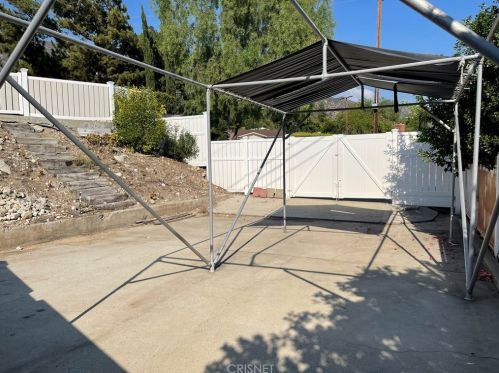 3800 Santa Carlotta St, Glendale CA 91214-1158 exterior