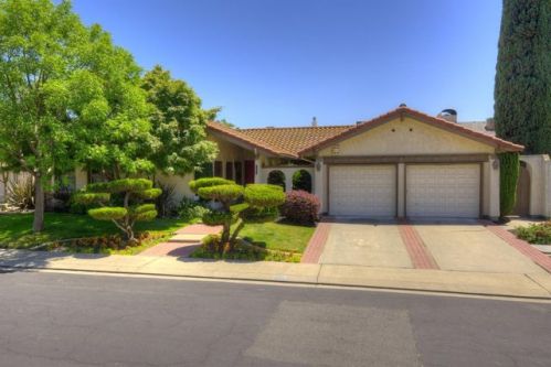 2004 El Toro Way, Modesto, CA 95355-5104