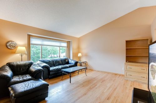 1980 Heath Ave, Saint Paul MN  55128-5206 exterior