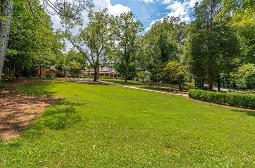 201 Concord Rd, Smyrna GA  30082-3701 exterior