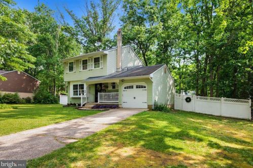 7 Alberts Ave, Erial, NJ 08081-9358