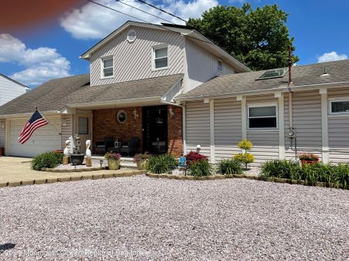 847 Sandpiper Dr, Lacey Township, NJ 08734-2026