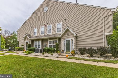 2405 Beacon Hill Dr, Erial, NJ 08081-1177
