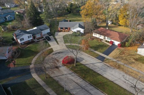 1802 Kennicott Ave, Arlington Hts, IL 60004-3608