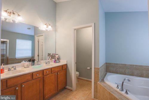 604 English Ivy Way, Aberdeen MD  21001-2673 exterior