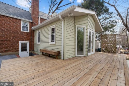 1023 Carson St, Silver Spring MD 20901-1814 exterior