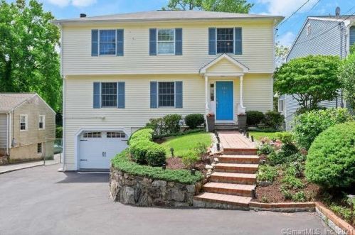 141 Taylor Ave, Norwalk, CT 06854-1120