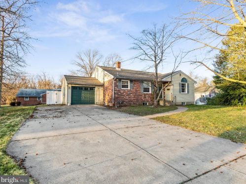 505 5th Ave, Gloucester, NJ 08031-1426