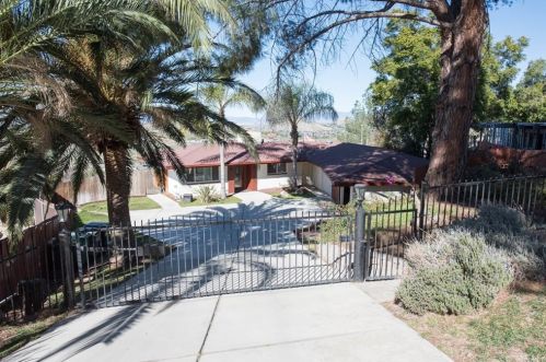 20283 Westpoint Dr, Riverside CA  92507-6663 exterior