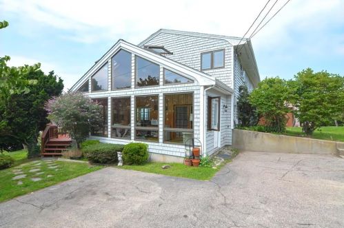 630 Old Colony Ter, Tiverton, RI 02878-1815