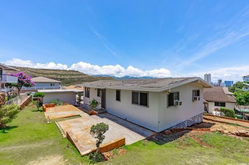 3473 Ala Hinalo St, Honolulu HI  96818-2227 exterior