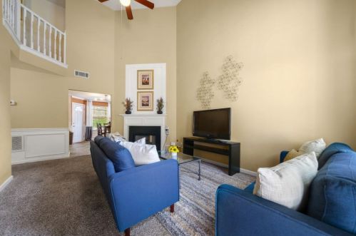 306 Bonnes Dr, Austell, GA 30168-6728