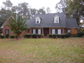 2208 Pine Forest Dr, Douglas, GA 31533-3312