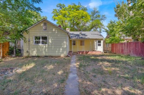 819 Bragdon Ave, Pueblo CO  81004-1705 exterior