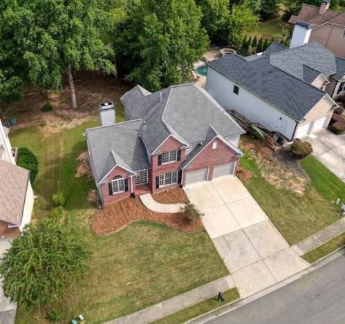 506 Chestnut Walk, Holly Springs GA  30114-7748 exterior