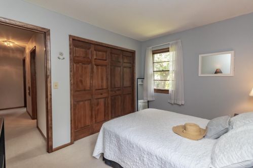 7216 Courtly Rd, Saint Paul MN  55125-1661 exterior