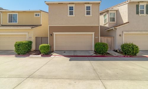 11069 International Dr, Rancho Cordova, CA 95670-6253