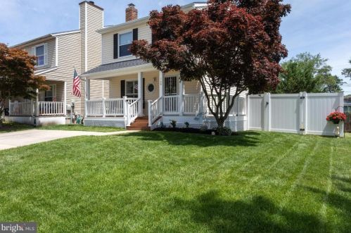 140 Cottage Grove Dr, Riviera Beach, MD 21122-2668