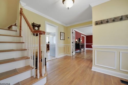 4 Old Four Bridges Rd, Chester, NJ 07930-2026