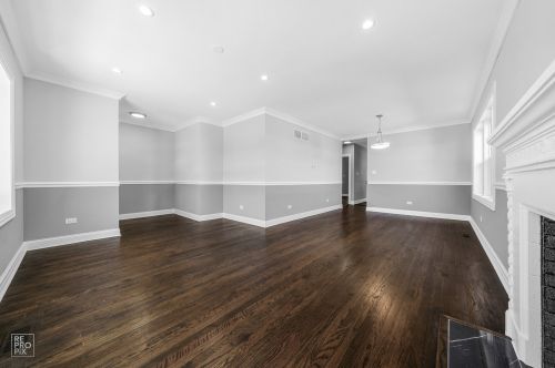 9328 Forest Ave, Chicago, IL 60619-7310