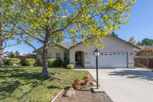 405 Franciscan Trl, Redding, CA 96003-9097