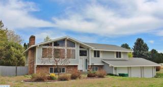 1707 Sheppard St, Kennewick, WA 99338-2251