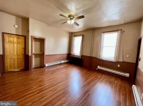 3563 11 St, Philadelphia PA 19140-4303 exterior