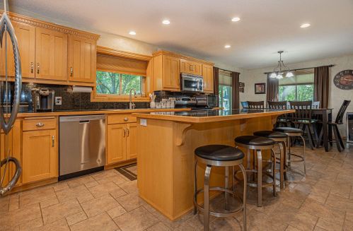 1573 Lucille Ln, Saint Cloud, MN 56303-0431