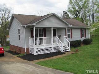 506 Fourth St, Mebane NC  27302-2620 exterior