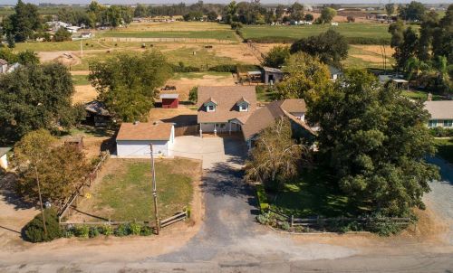 6106 Snedigar Rd, Valley Home, CA 95361-9351