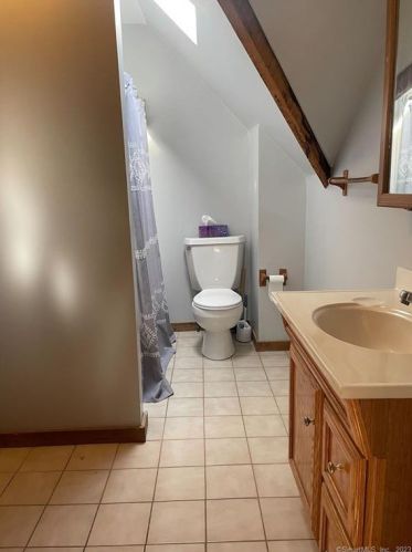156 Fair St, Wallingford CT  06492-4210 exterior