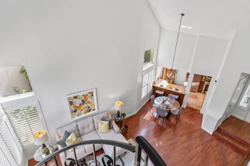 31 Del Perlatto, Irvine CA  92614-5359 exterior