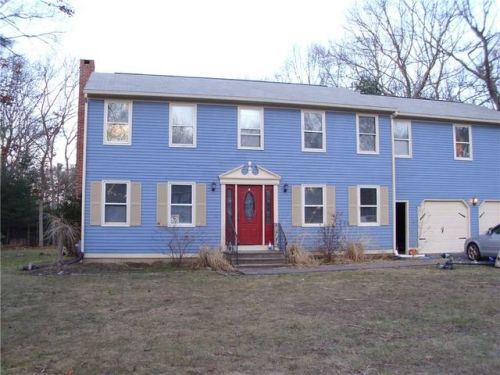 12 Giblin Ln, Coventry, RI 02816-6452