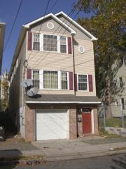 257 Governor St, Paterson, NJ 07501-1305