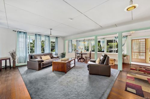 3618 Alani Dr, Honolulu HI  96822-1414 exterior